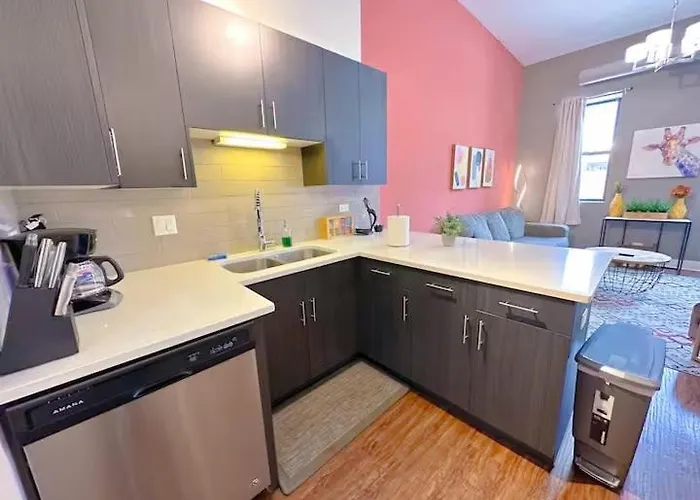 Smoke Ok 2br Retreat Near Mccormick Апартаменты *